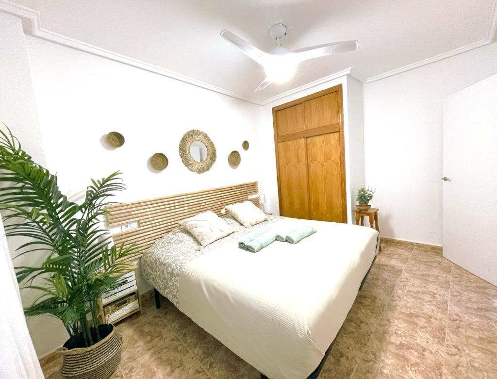 Apartamento Azzurro Apartment Торевиеха Екстериор снимка